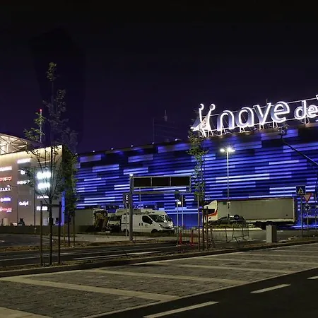 Alloggi Adamo Venice Oda ve Kahvaltı