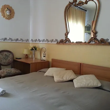 Alloggi Adamo Venice Bed & Breakfast 3*